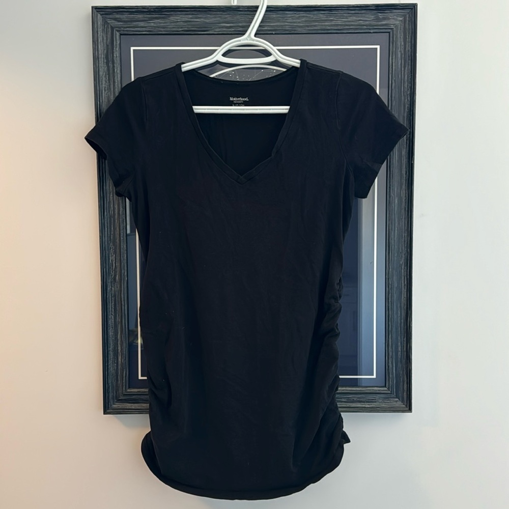 Maternity t shirt